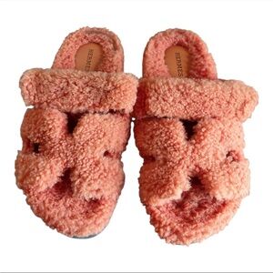 AUTHENTIC Hermès Chypre shearling mules, Size 37